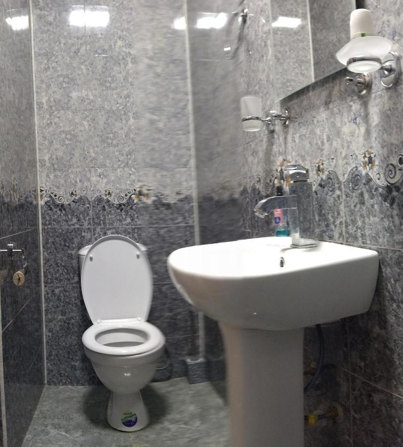 קוטאיסי Guest House "Bubu" מראה חיצוני תמונה